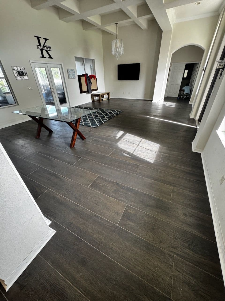 Modern XL Wood-Look Tile Transformation